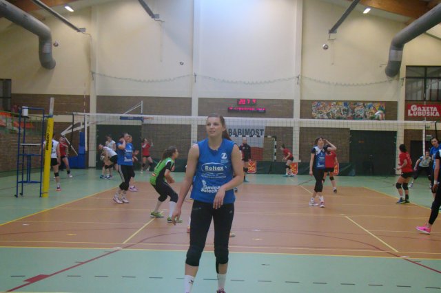 DSC0-4457